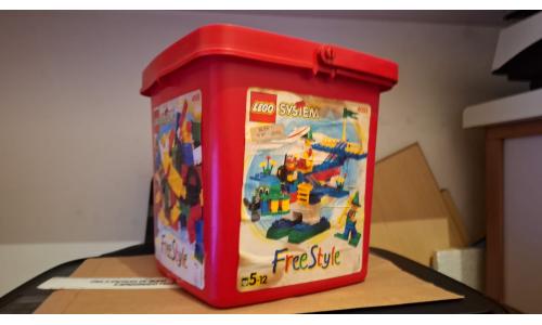 Lego Balde Vazio