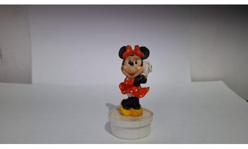 Minnie Felicidade na Base