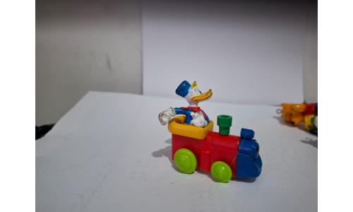 Pato Donald no Trenzinho