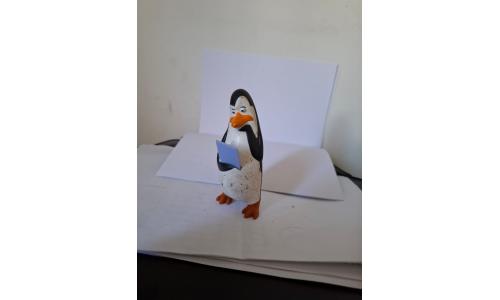 Os Pinguins de Madagascar Boneco Kowalski