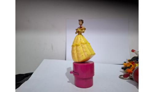 Nestle A Bela e a Fera - Boneca Bela