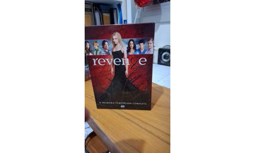 DVD Box Revenge A Primeira Temporada